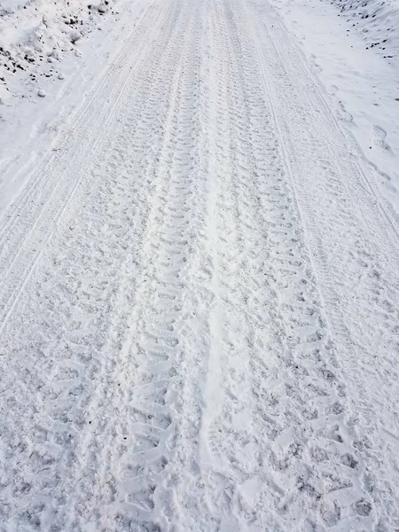 Tekerlek izi donmuş — Stok fotoğraf