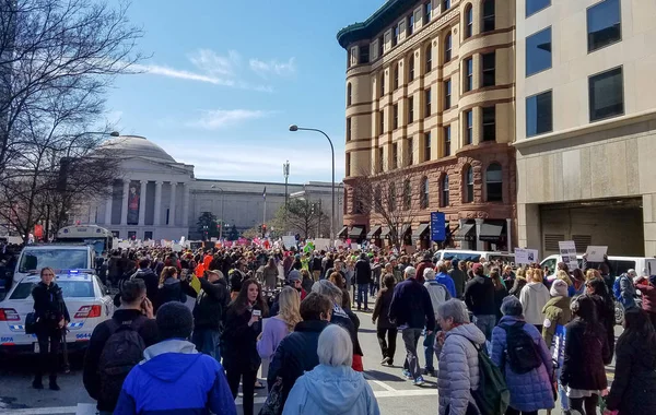 Marcha por nuestras vidas el 24 de marzo en Washington, DC — Foto de Stock