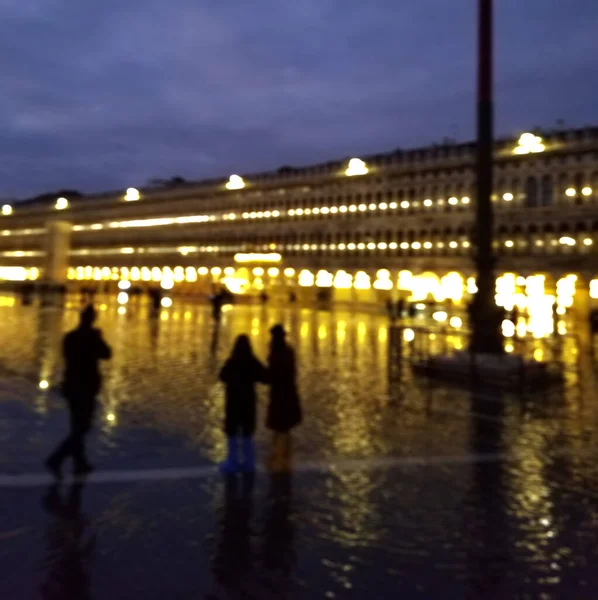 Bokeh Vista Noturna Uma Inundada San Marco Plaza Durante Maré — Fotografia de Stock