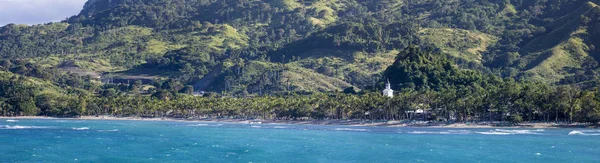 Panorama de las playas, costa y montañas de la República Dominicana — Foto de Stock