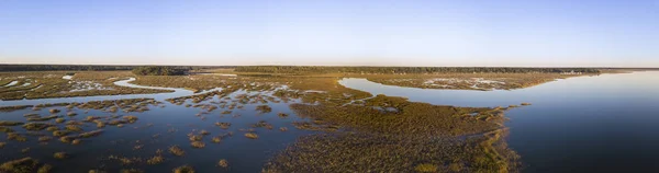 Panorama de 180 grados del estuario costero en Carolina del Sur — Foto de Stock