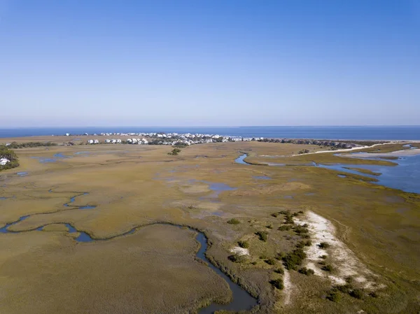 Widok Lotu Ptaka Beach Front Domów Wyspę Wybrzeżu Południowej Karolinie — Zdjęcie stockowe