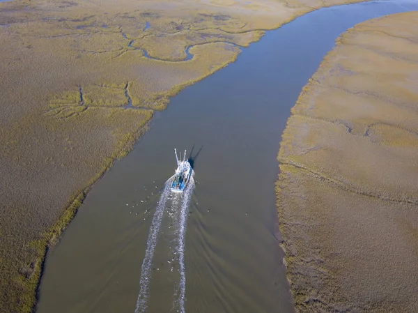 Aerial View Shrimp Boat Coming Port Coastal Delta — Stock Photo, Image