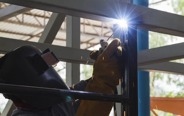 Welder Position Head Action Steel Manufacturing Industry — Stock Photo, Image