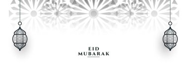 Bayram Mübarek bayrağı ve asılı fenerler