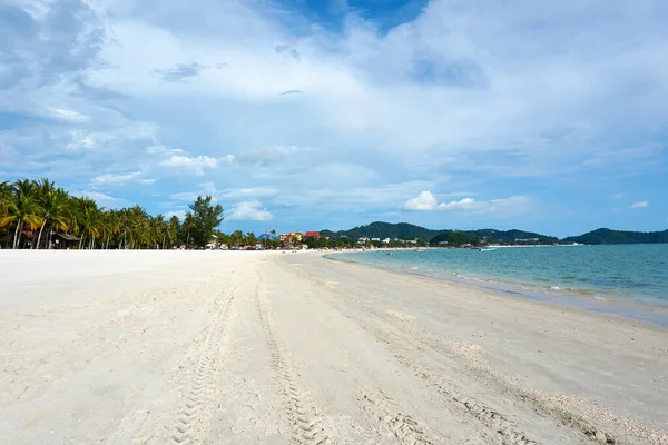 Langkawi, Malezja - 12 października 2019. Widok na plażę Cenang na langkawi — Zdjęcie stockowe