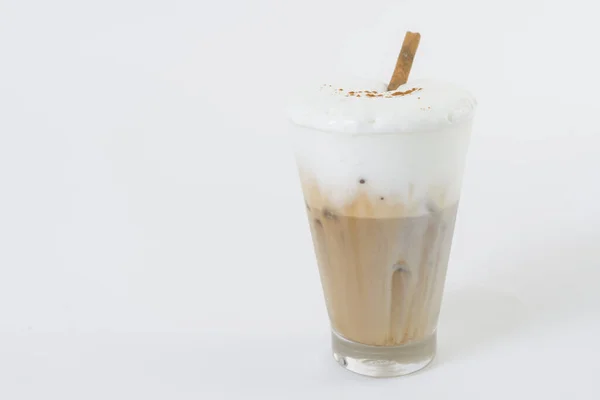 Café Mocaccino Con Hielo Cerca Aislado Blanco —  Fotos de Stock