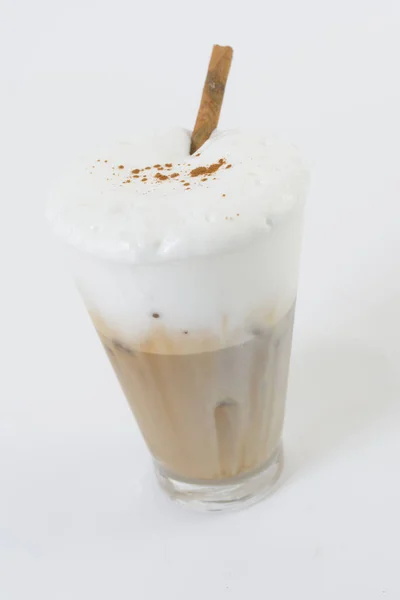 Mocaccino Káva Ledem Zblízka Izolované Bílé — Stock fotografie