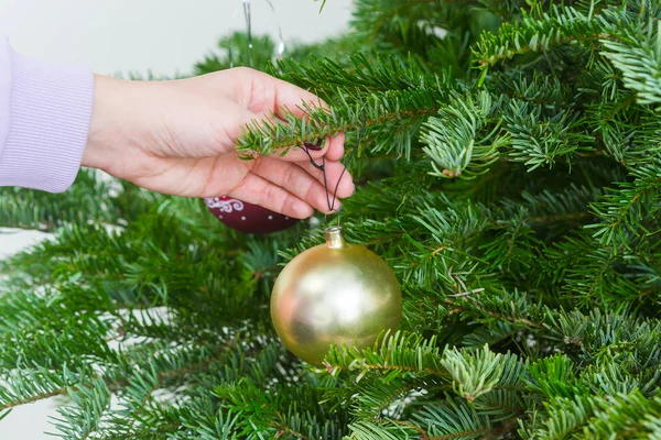 Preparing New Year Decorating Christmas Tree Toys Balls — Stock Photo, Image