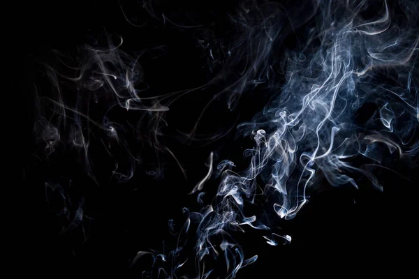 黑色背景上的烟雾 抽象的照片 空气中的漩涡 — 图库照片