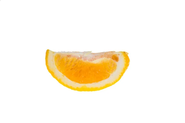 Нарізаний Соковитий Апельсин Ізольований Білому Тлі — стокове фото