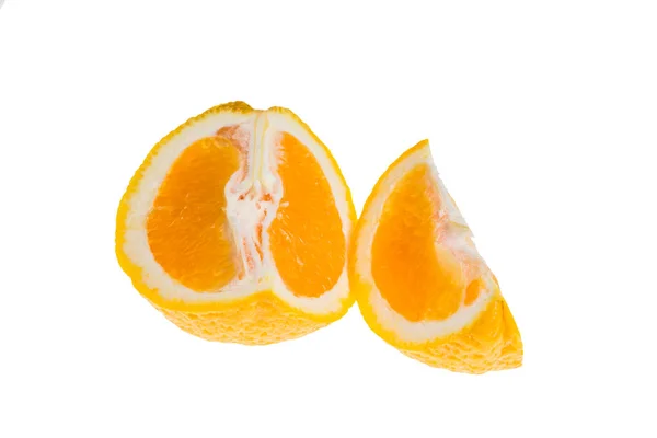 Κομμένο Ζουμερό Πορτοκάλι Απομονωμένο Λευκό Φόντο — Φωτογραφία Αρχείου