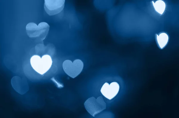 Fondo Borroso Abstracto Con Bokeh Forma Corazón Estilo Clásico Azul — Foto de stock gratis