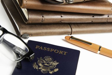 Seyahat Ögeleriyle Amerikan Pasaportu