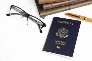 Seyahat Ögeleriyle Amerikan Pasaportu