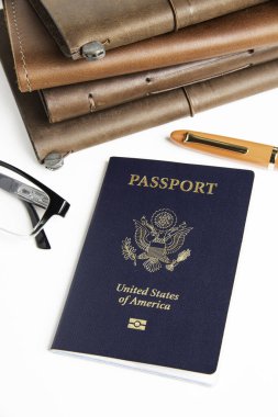 Seyahat Ögeleriyle Amerikan Pasaportu