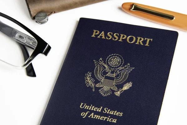 American Passport With Travel Items — Stock Photo, Image