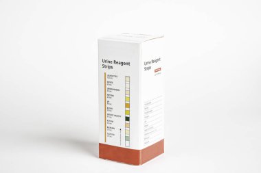 Bir kutu idrar çözücü şerit.