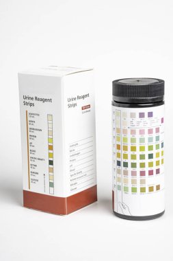 Bir kutu idrar reaktörü şeritleri