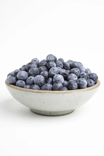 Fresh Blueberries In Glazed Bowl — Stock Photo, Image