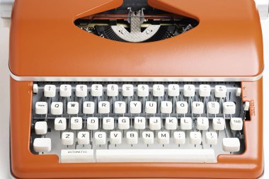 Taşınabilir Kılavuz Daktilo Kırmızı Turuncu