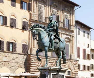 İtalya, Floransa. Signoria Meydanı. Cosimo de Medici 'nin Binicilik Heykeli.