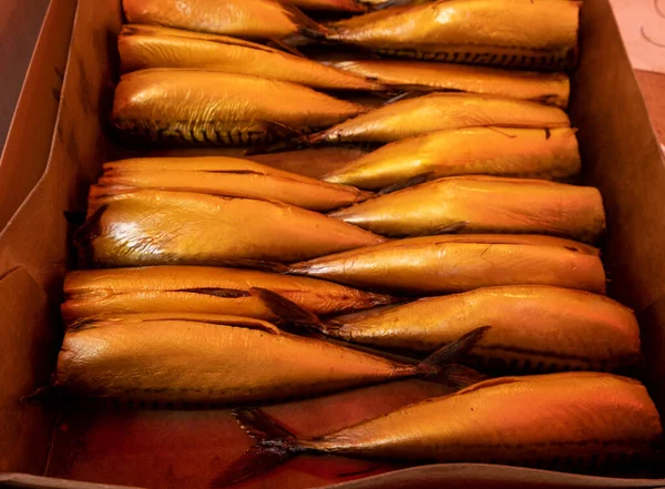 Hot Smoked Mackerel Box Selling Fish Market Day Georgia — Stock Photo, Image