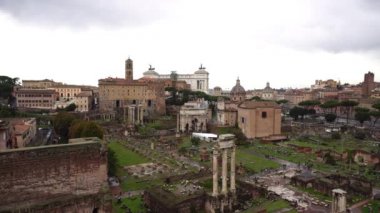 Tarihi yerleri olan Roma manzarası