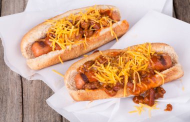 İki Chili köpekler