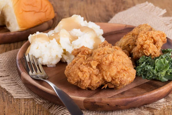 Fried Chicken and Mashed Potato Dinner — Stock Photo, Image