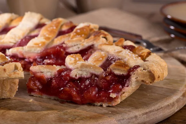 Segment van cherry pie — Stockfoto