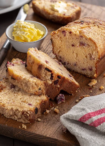 Κοντινό Πλάνο Του Κέικ Cranberry Orange Loaf Φέτες Ένα Μπολ — Φωτογραφία Αρχείου