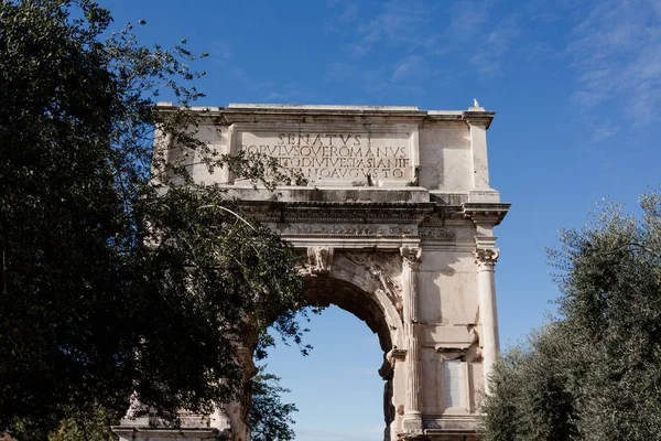 이탈리아 2018 코로나 바이러스가 발견되기 로마의 기념물 — 스톡 사진