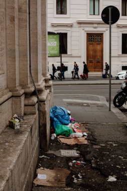 Roma, İtalya - 20 Kasım 2018: Coronavirus 'tan bir yıl önce Roma' nın en ünlü anıtlarını ziyaret edin