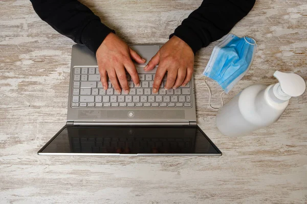 Koronavirüslü ev hayatının ayrıntıları