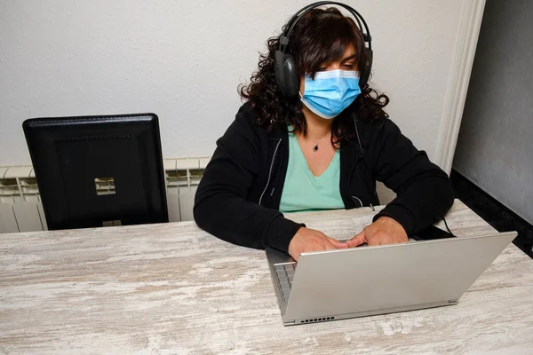 Koronavirüslü ev hayatının ayrıntıları