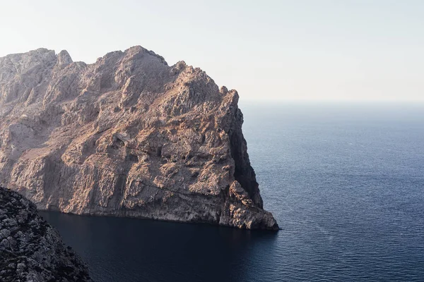 Mallorca (İspanya) gezisinden güzel görüntüler. Sahillerin, manzaraların ve anıtların detayları.
