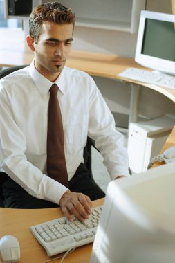 Resepsiyon, erkek yönetici