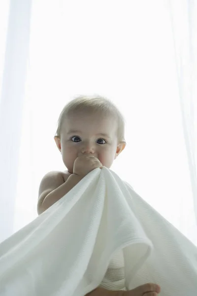 Baby bedrijf deken — Stockfoto