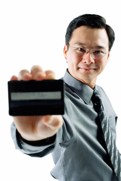 Hombre de negocios con tarjeta de crédito — Foto de Stock