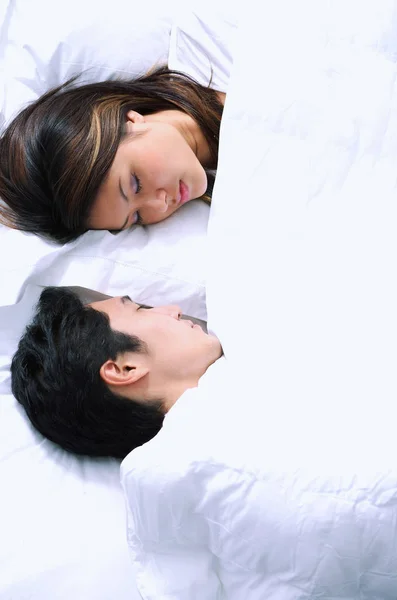 Pasangan Tidur Pada Tidur Pada — Stok Foto