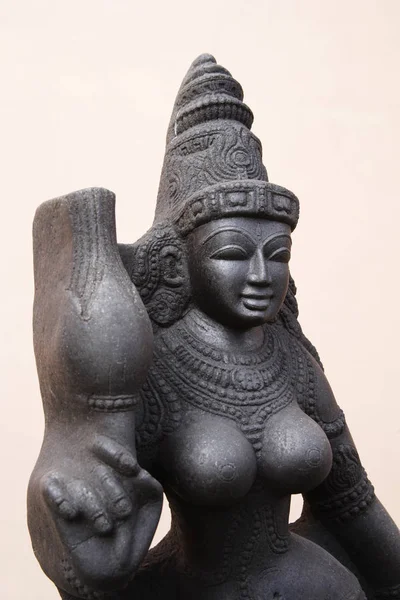 Кам'яні жінка статуя — стокове фото