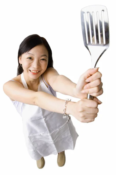 Crecimiento mujer utensilio de cocina — Foto de Stock