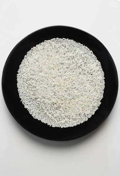 Grains of uncooked rice — Stock Photo, Image