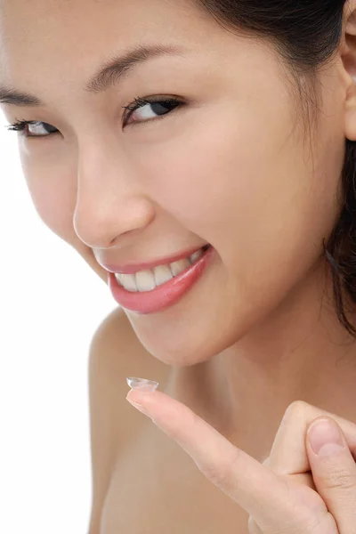 A young woman smiles at the camera — Stock Photo, Image