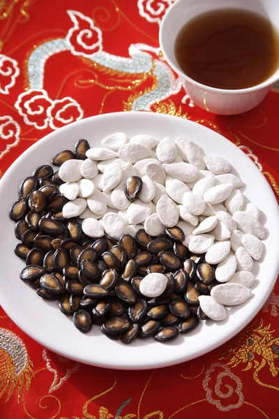 siyah ve beyaz karpuz