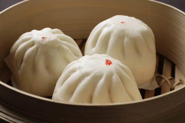 Close up of steamed buns, (bao) — Stock Photo, Image