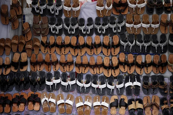 Mnoho kožených sandálů Royalty Free Stock Obrázky