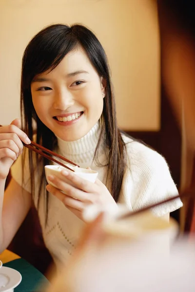 Nők a kínai étterem — Stock Fotó