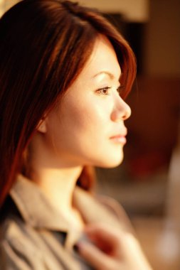 genç kadın profili